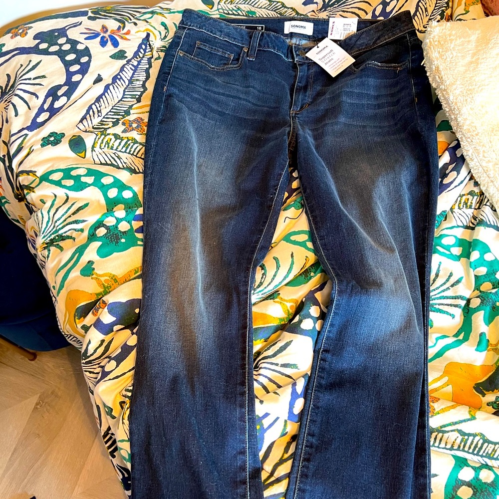 Women’s bootcut jeans